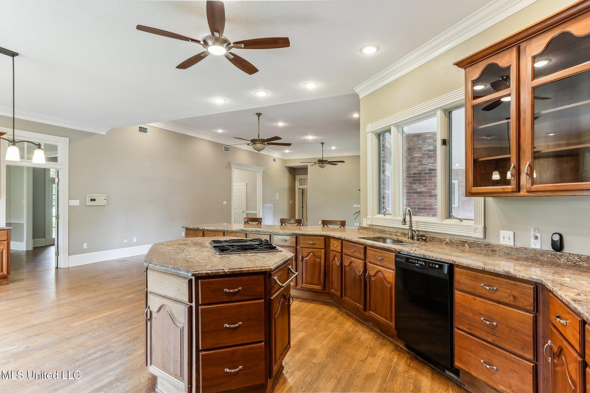 421 Starling Drive, Slidell, Louisiana image 13