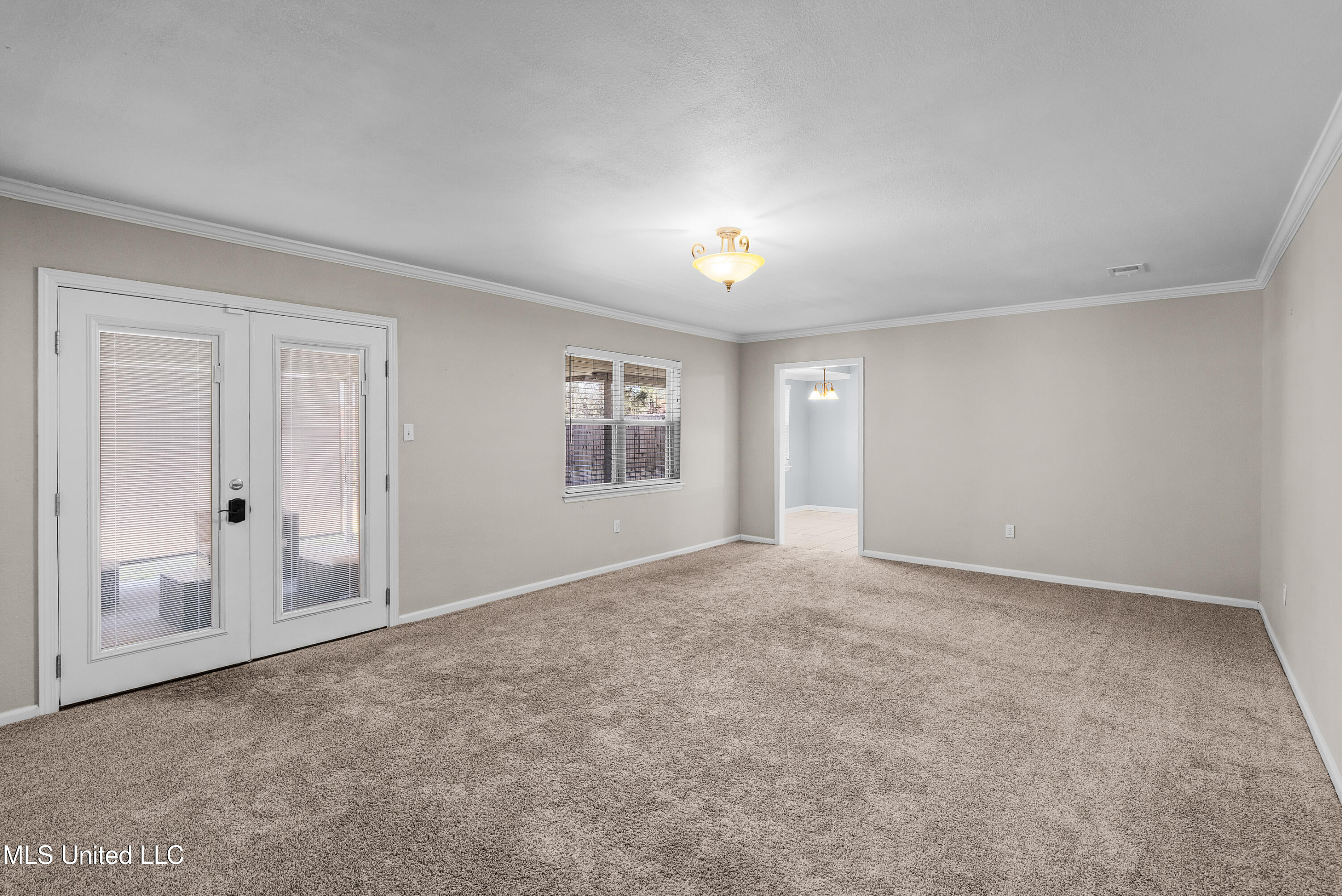 400 Woodland Park Drive, Biloxi, Mississippi image 4