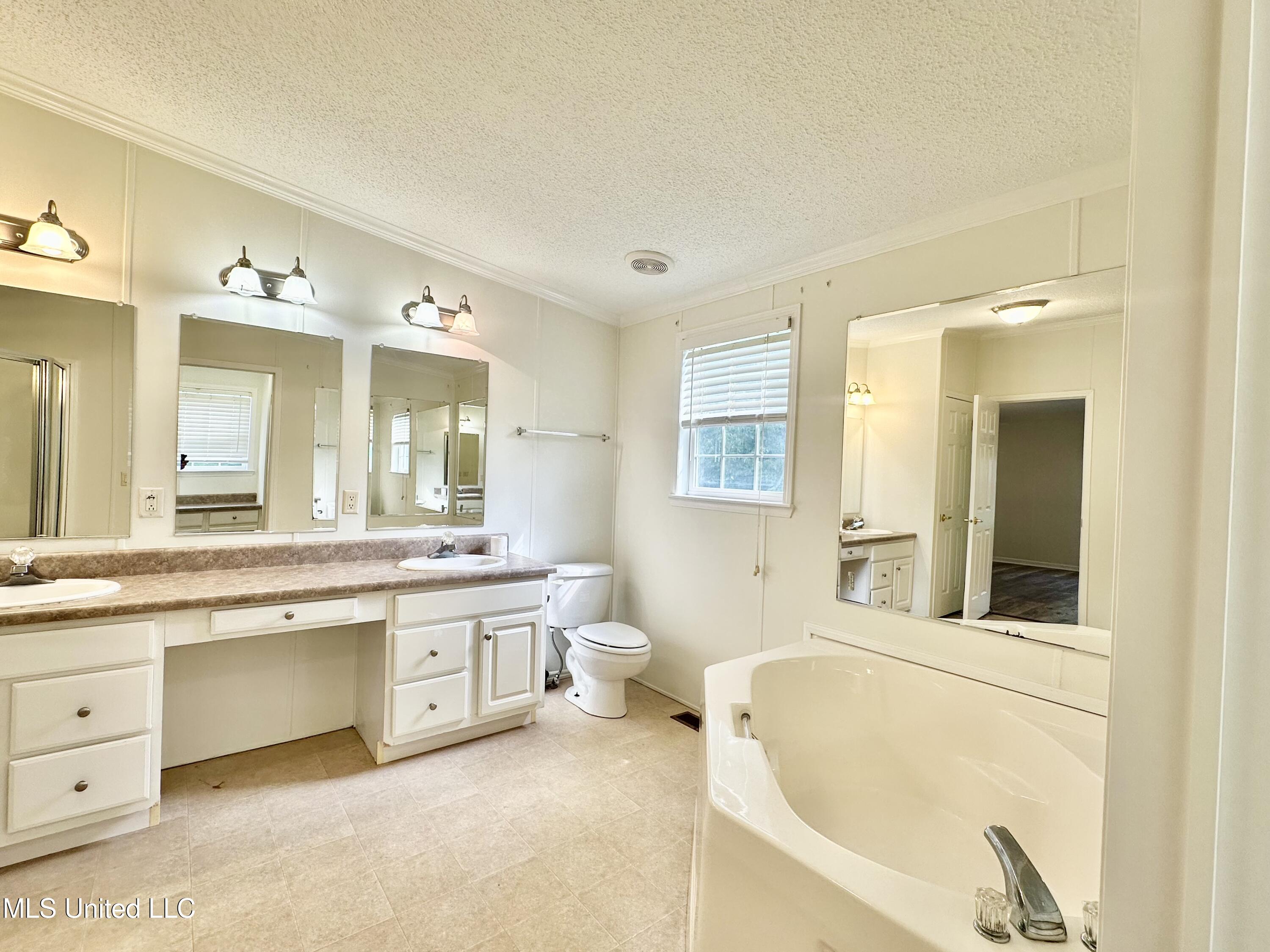 2455 Kay Broadwater Road, Utica, Mississippi image 23