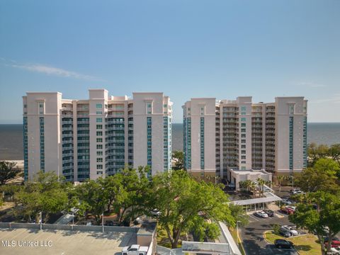 Condominium in Gulfport MS 2228 Beach Drive.jpg