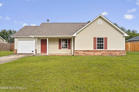 Homes For Sale - 405 Woodward Drive<br/> Ocean Springs, MS 39564