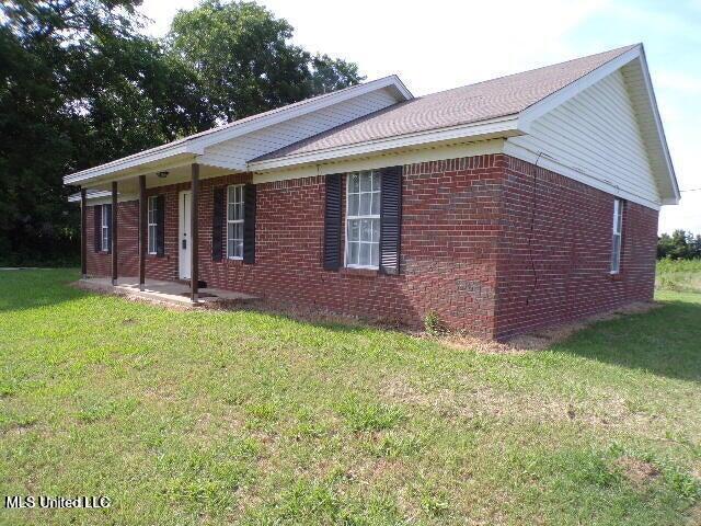 5521 Dubbs Road, Dundee, Mississippi image 1