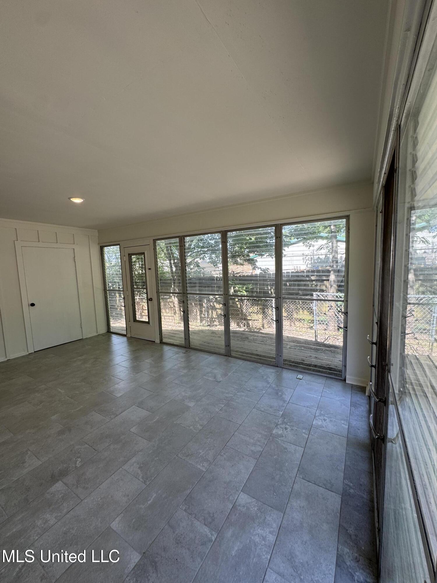 1597 Vicksburg Drive, Southaven, Mississippi image 14