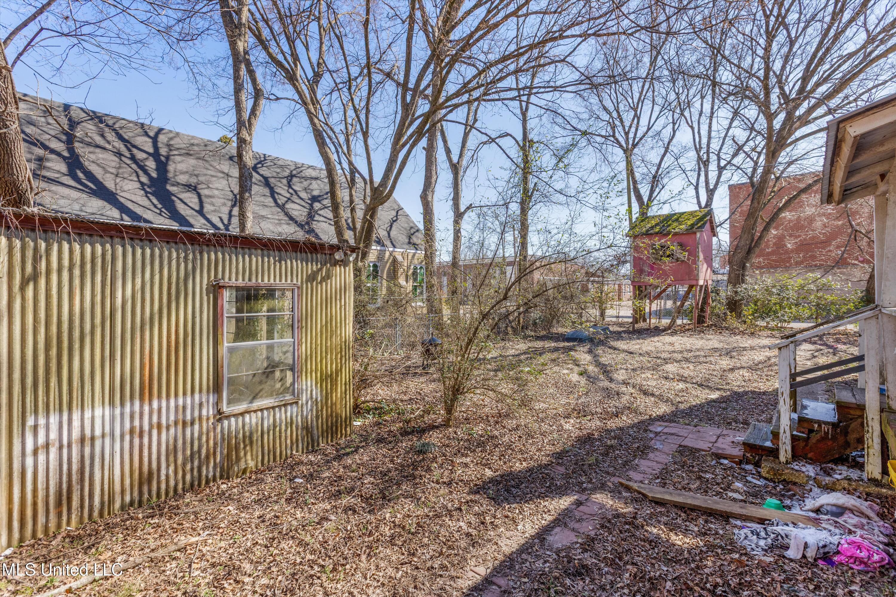 195 N Walthall Street, Holly Springs, Mississippi image 25