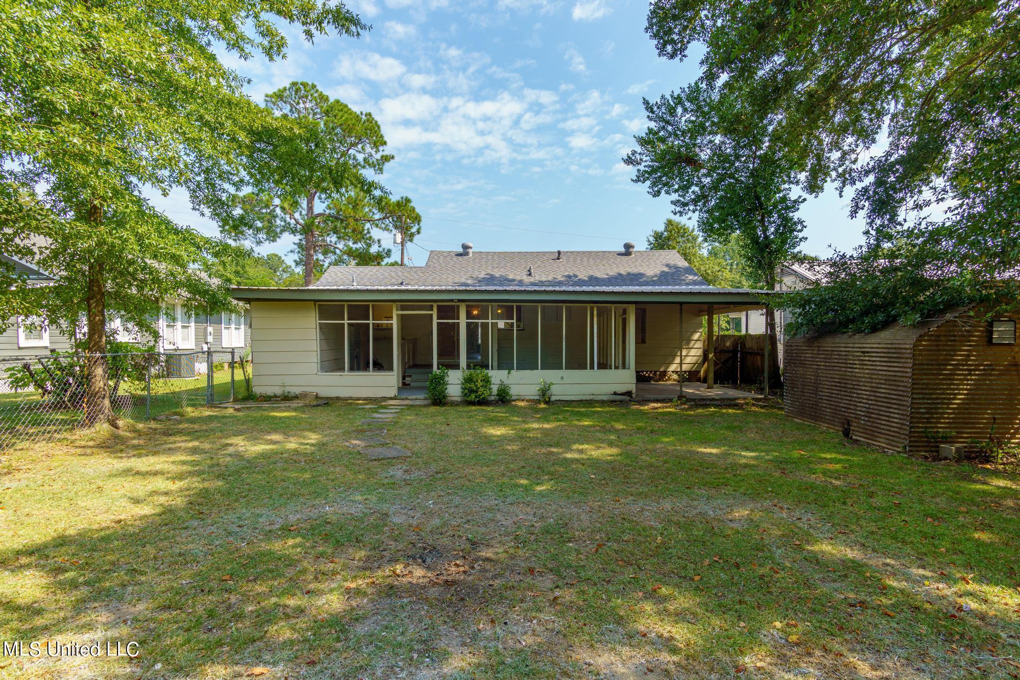 1014 W 5th Street, Hattiesburg, Mississippi image 16