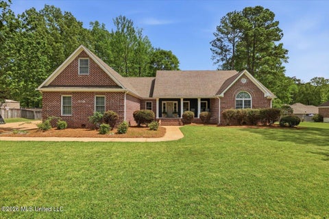 Homes For Sale - 2003 W Canterbury Place<br/> Brandon, MS 39042