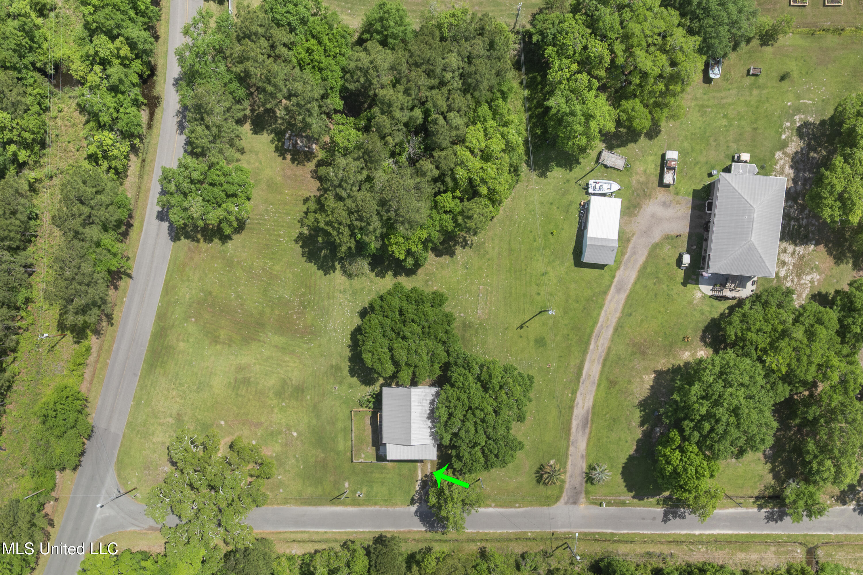 3021 Roberson Road, Bay Saint Louis, Mississippi image 25
