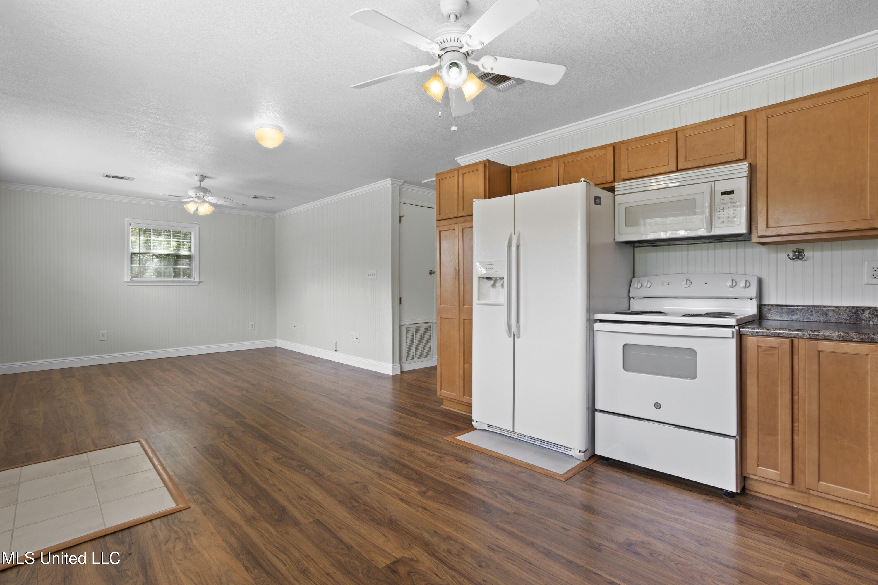 3021 Roberson Road, Bay Saint Louis, Mississippi image 11