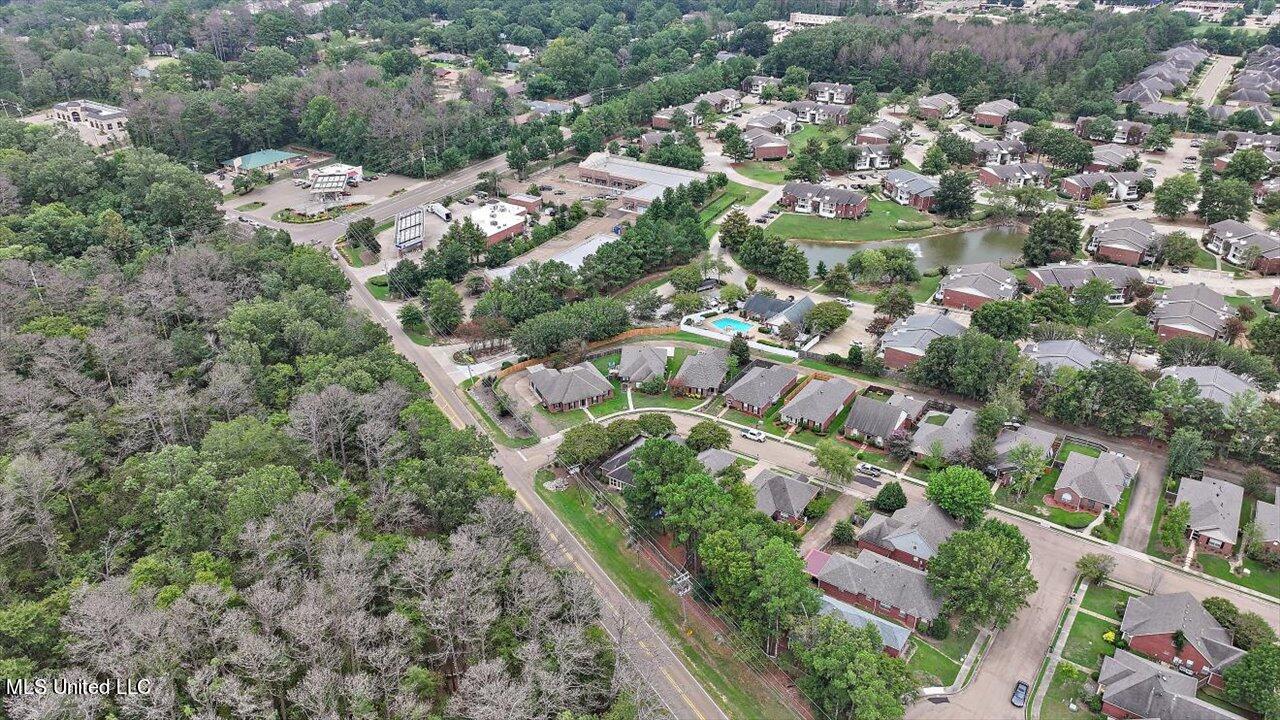 639 Camdenpark Drive, Ridgeland, Mississippi image 39