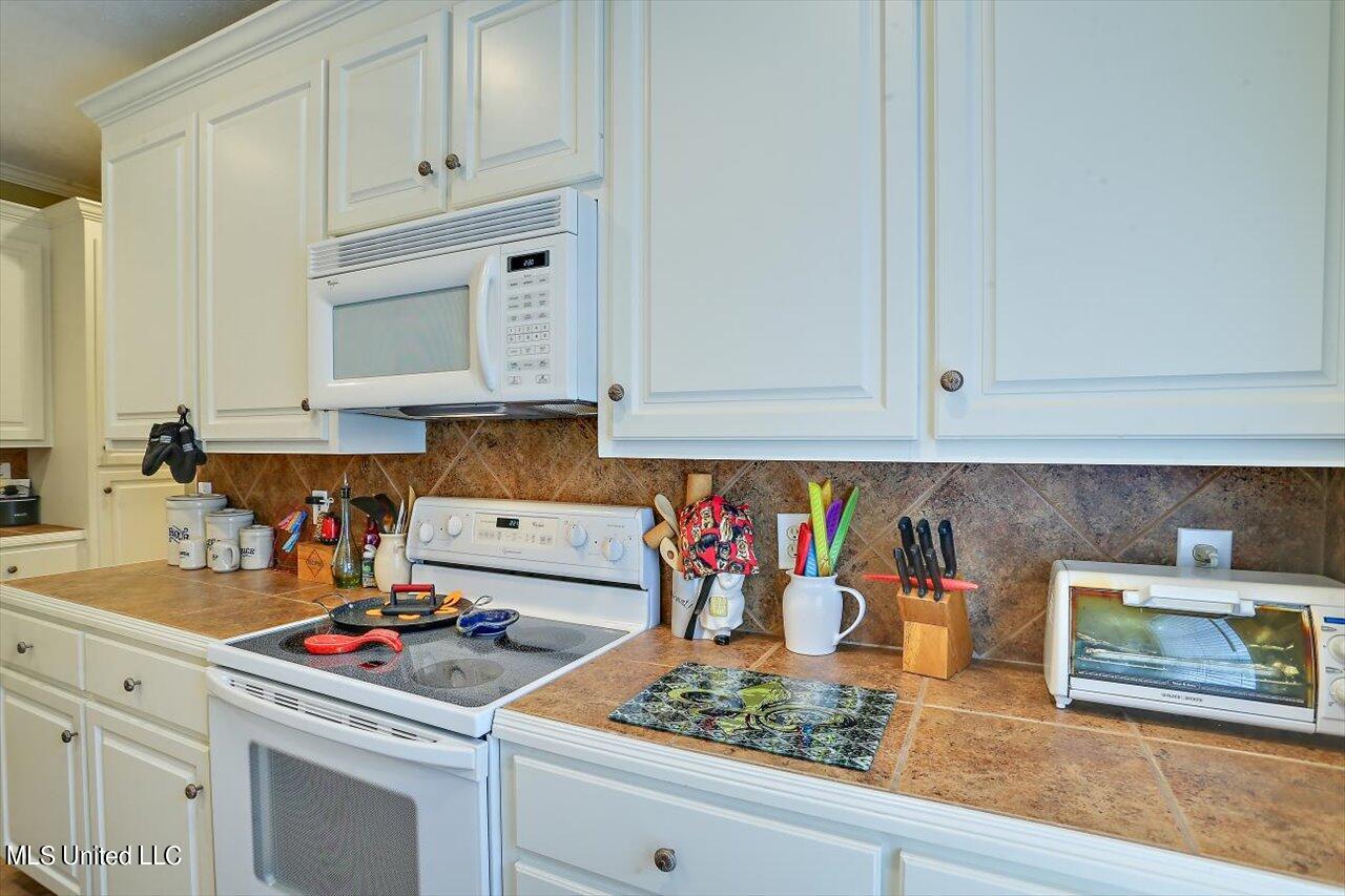 639 Camdenpark Drive, Ridgeland, Mississippi image 10