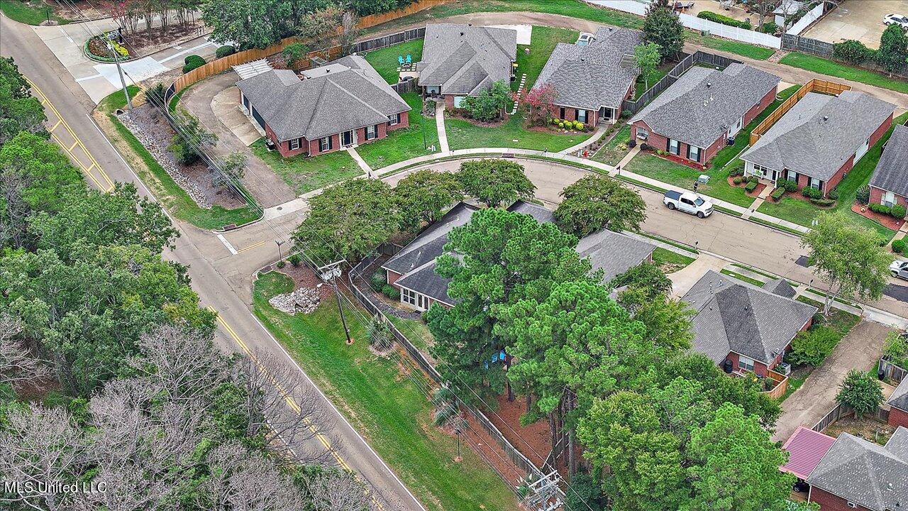 639 Camdenpark Drive, Ridgeland, Mississippi image 40