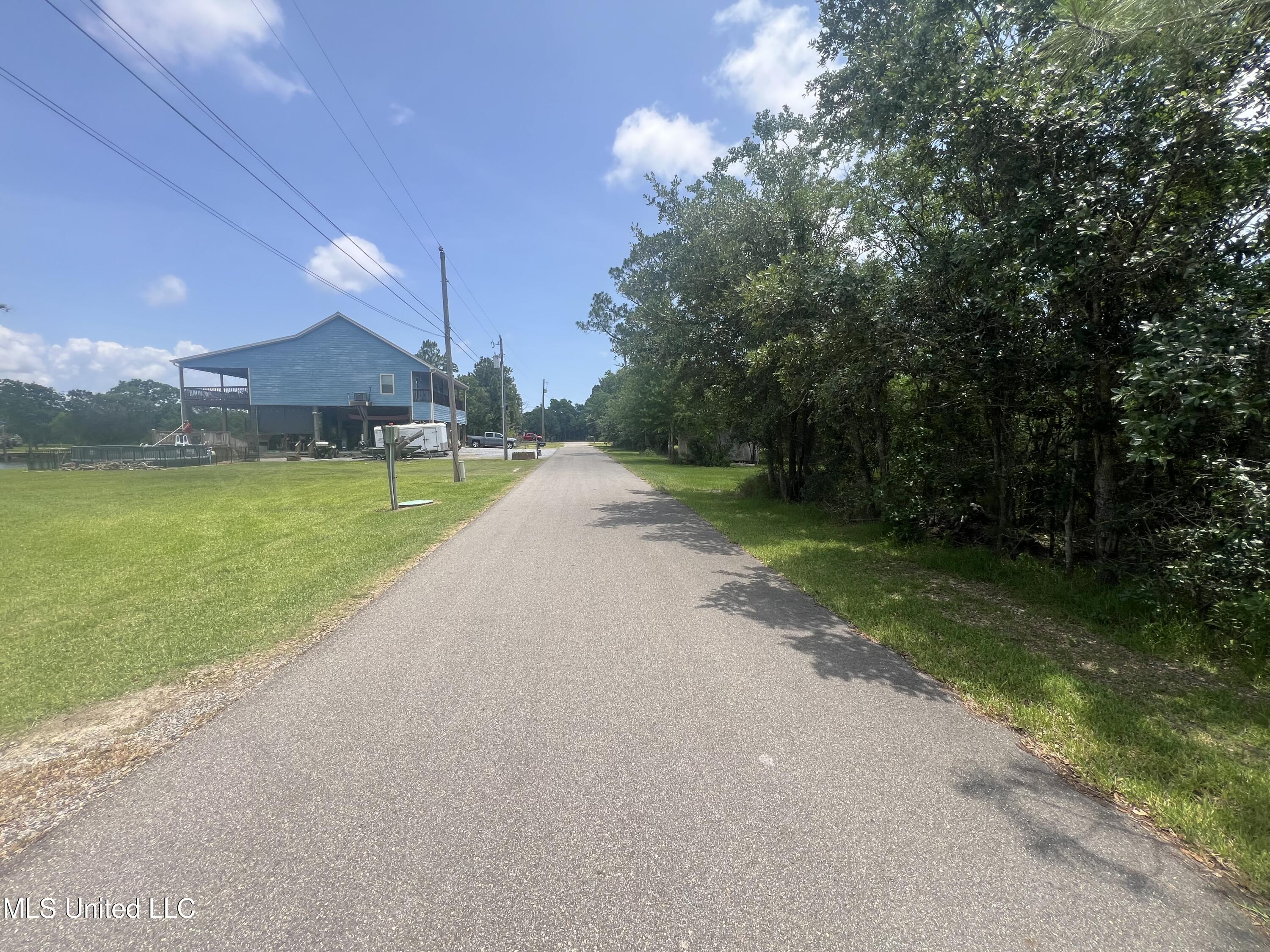 Nsn Indiana Street, Bay Saint Louis, Mississippi image 5