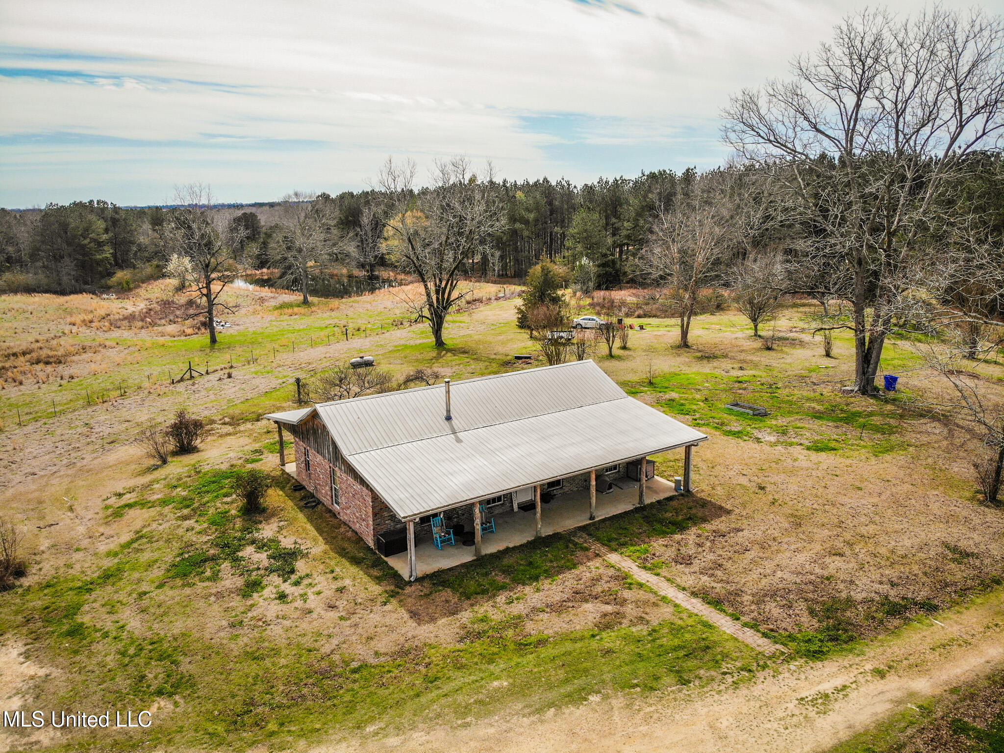 327 Moody Wallace Road, Mendenhall, Mississippi image 1