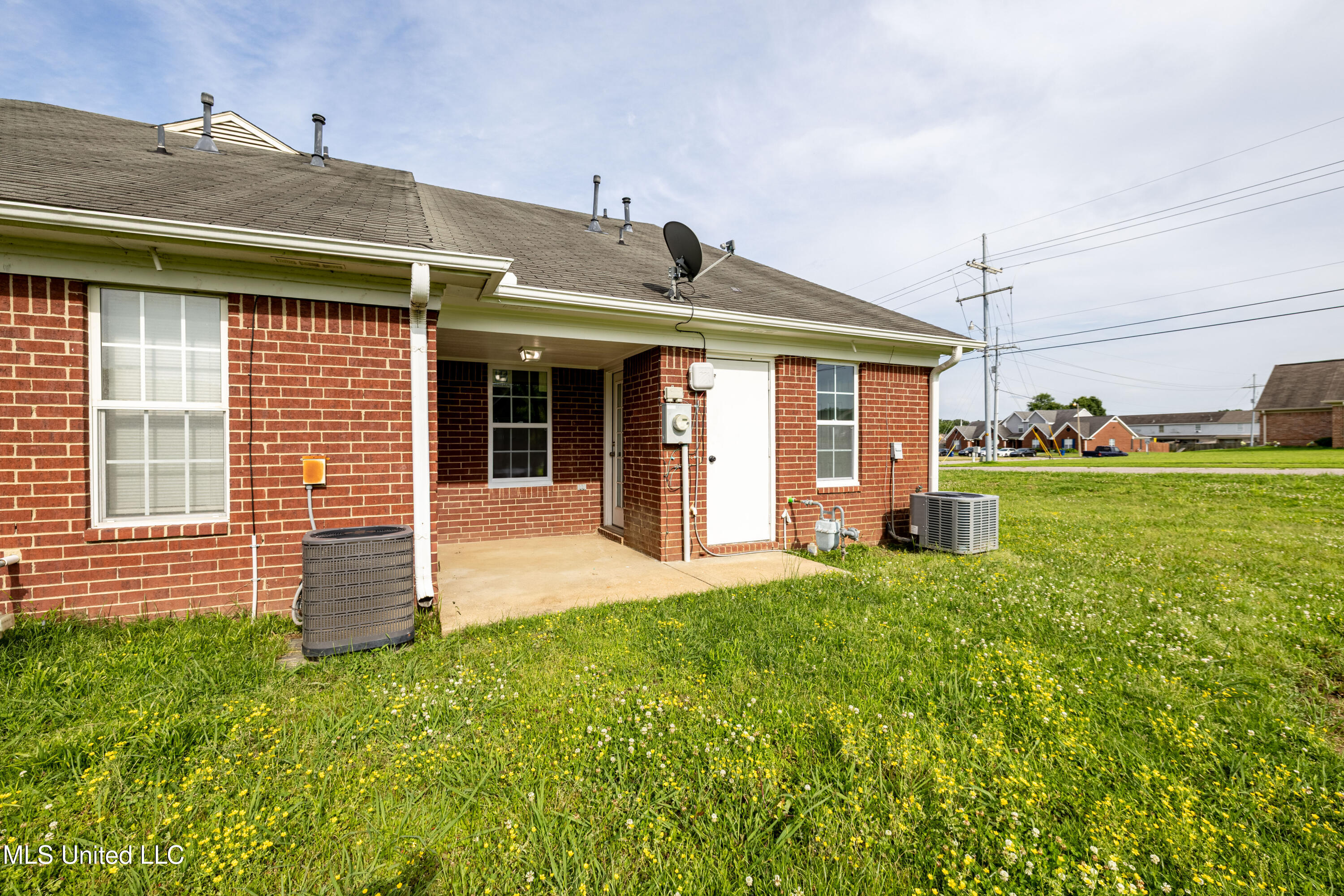 7241 Illinois Central Avenue, Horn Lake, Mississippi image 22
