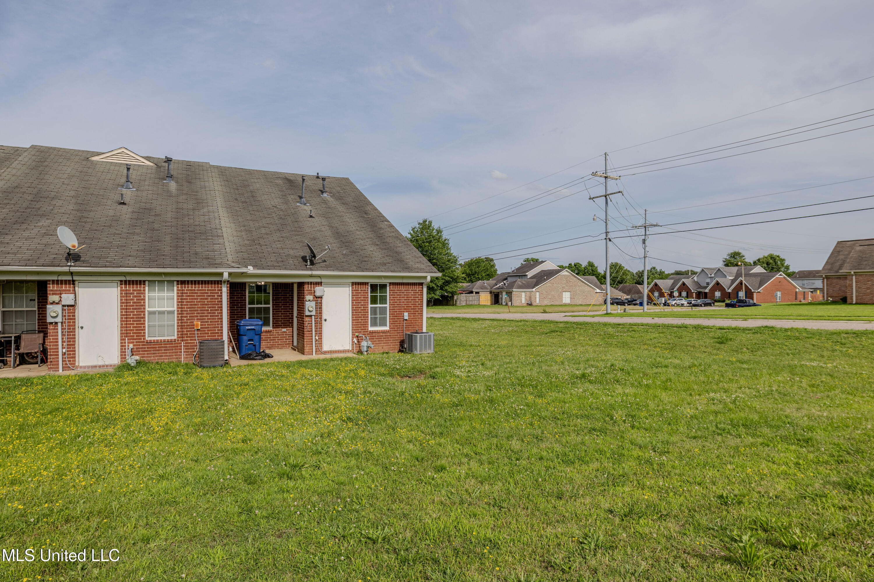 7241 Illinois Central Avenue, Horn Lake, Mississippi image 23