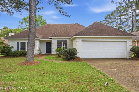 Homes For Sale - 402 Forest Lane<br/> Ridgeland, MS 39157