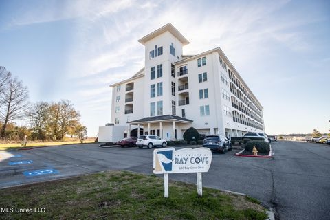 Condo For Sale - 630 Bay Cove Drive<br/> Harrison County, Biloxi, MS 39532