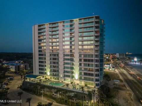 Condo For Sale - 2060 Beach Boulevard<br/> Harrison County, Biloxi, MS 39531