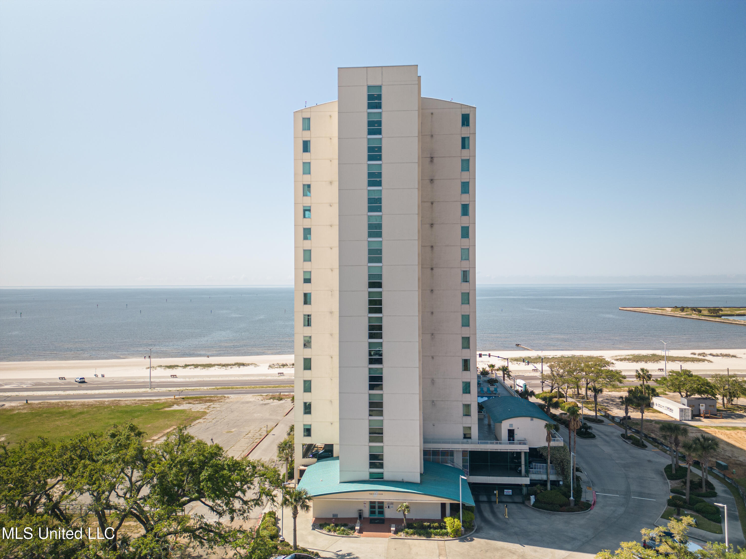 2060 Beach Boulevard #701, Biloxi, Mississippi image 3