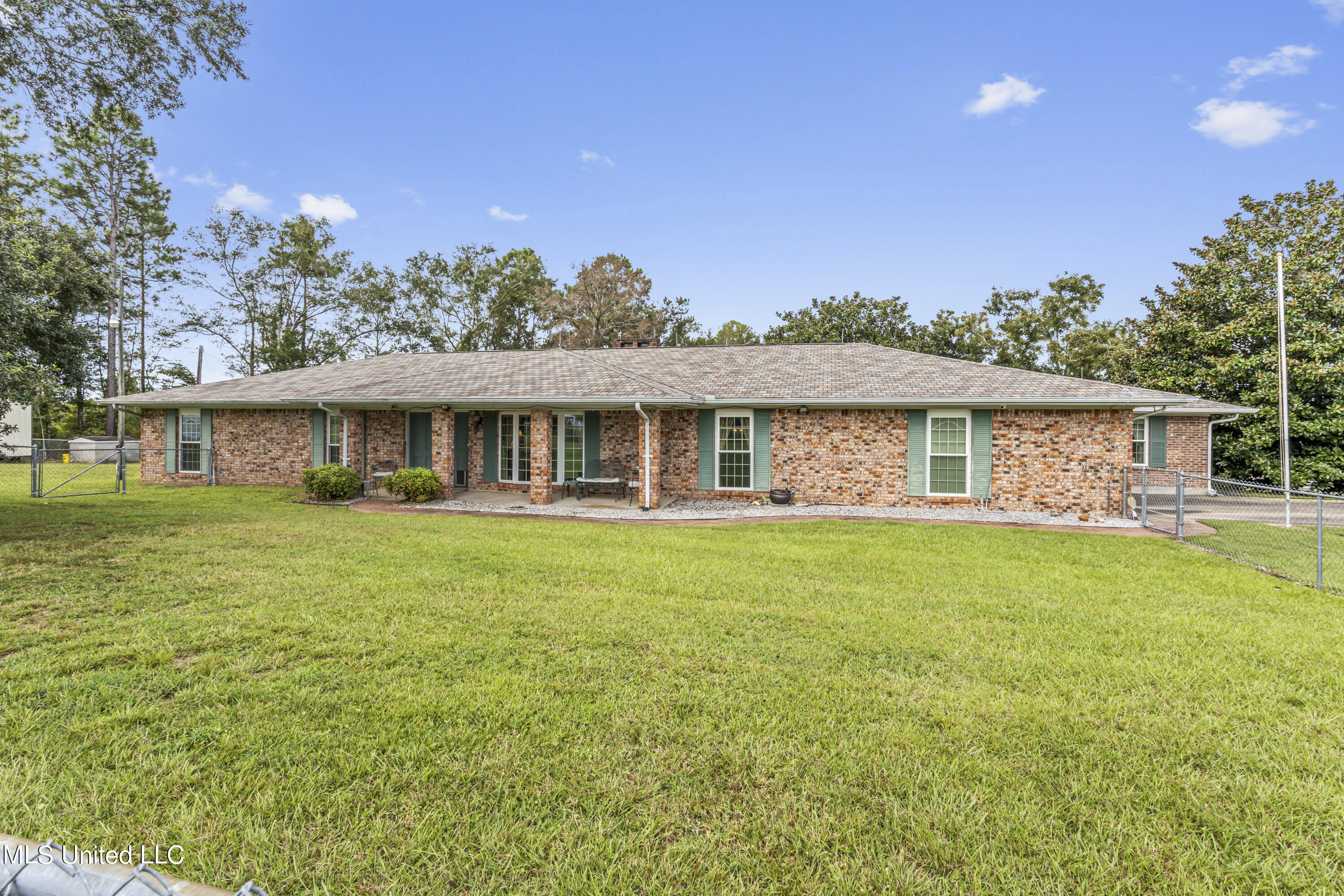 18032 Kellogg Road, Saucier, Mississippi image 2