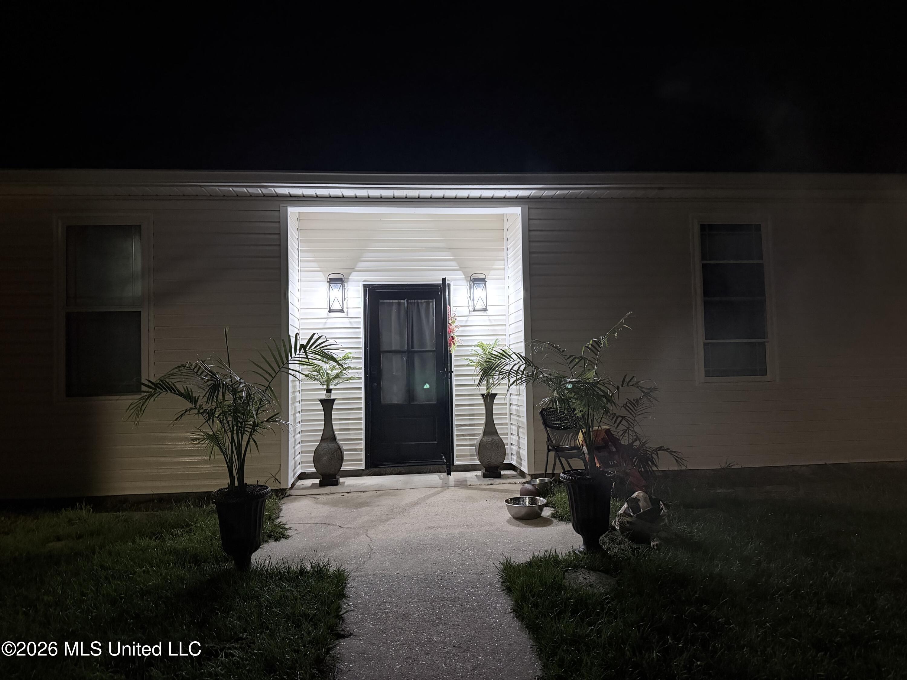 6043 Holly Drive