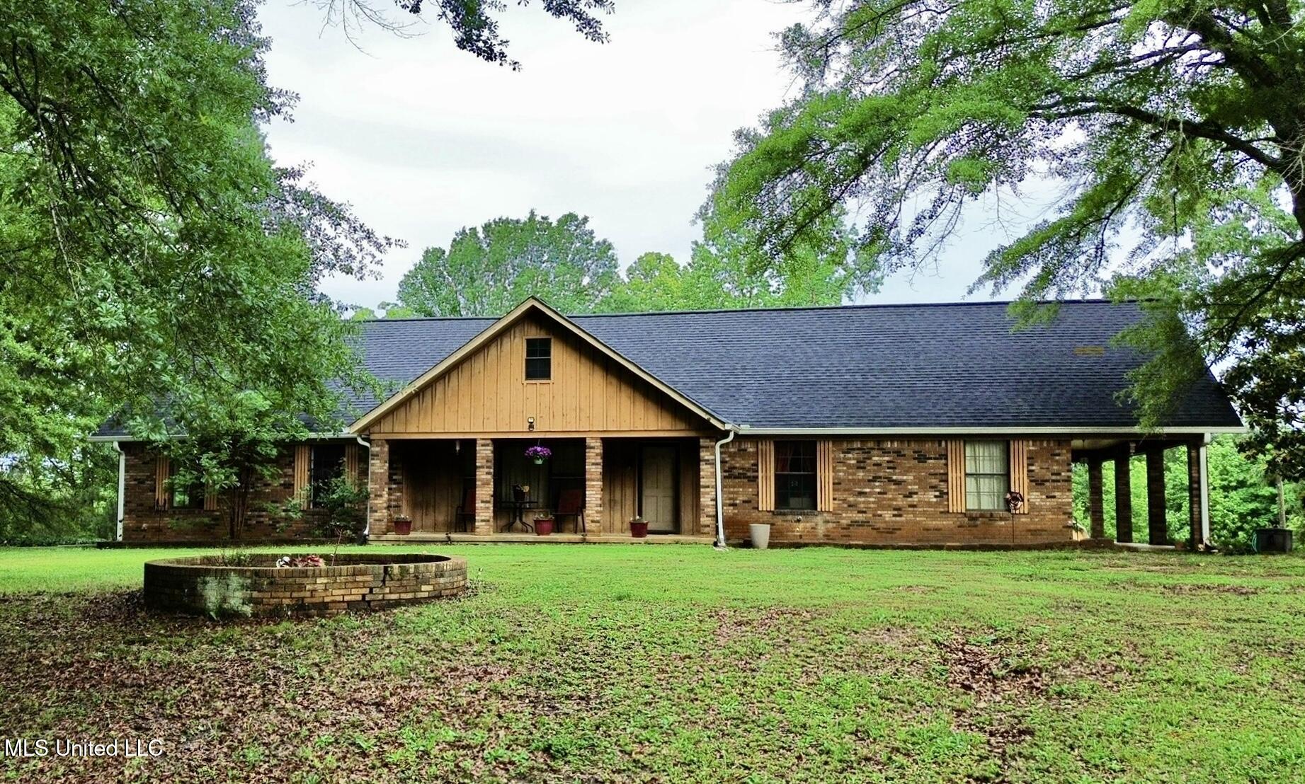 182 Co Rd 1219, Booneville, Mississippi image 1