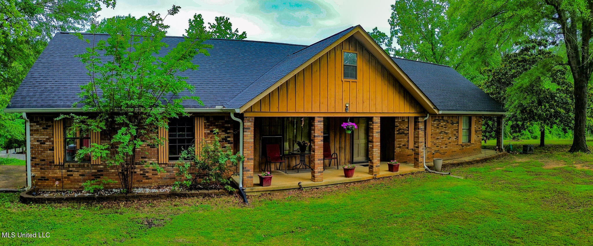 182 Co Rd 1219, Booneville, Mississippi image 2