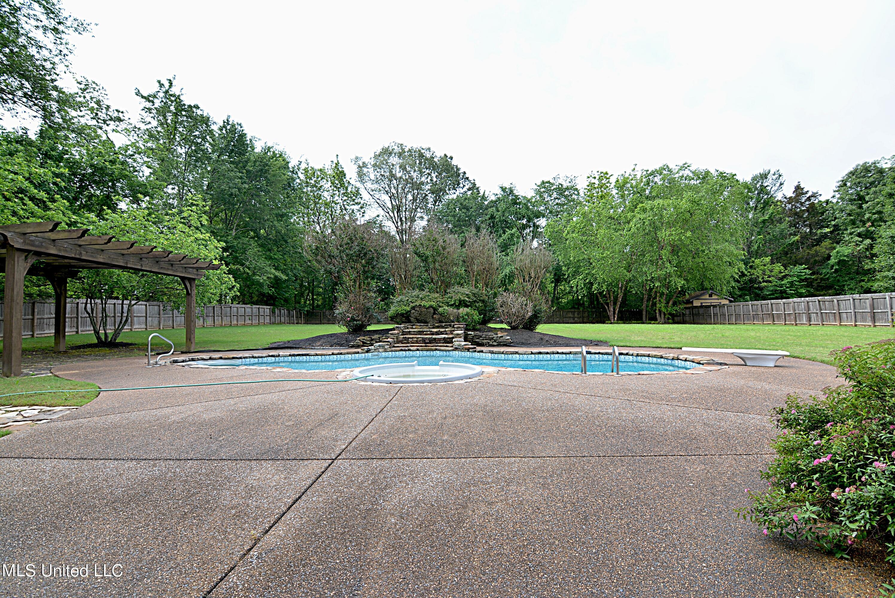 8919 Dehart Drive, Olive Branch, Mississippi image 38