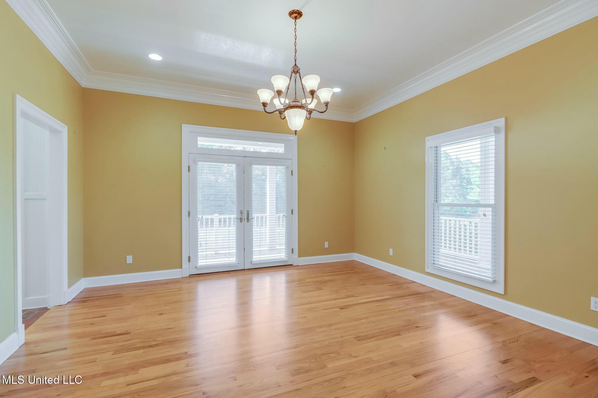 10021 Woodlands Drive, Biloxi, Mississippi image 10