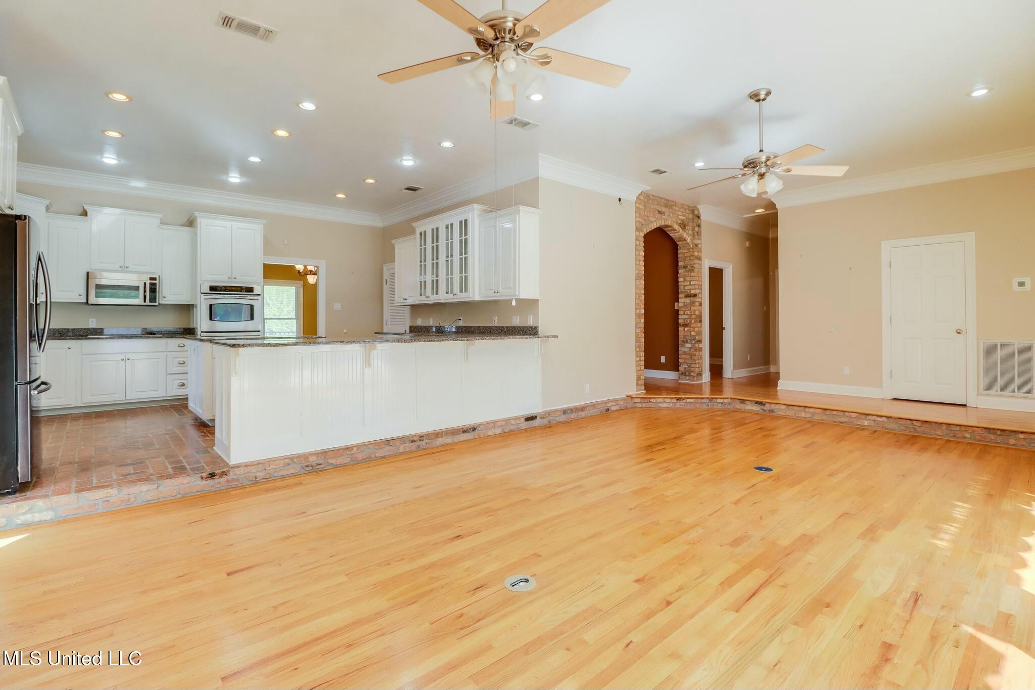 10021 Woodlands Drive, Biloxi, Mississippi image 15