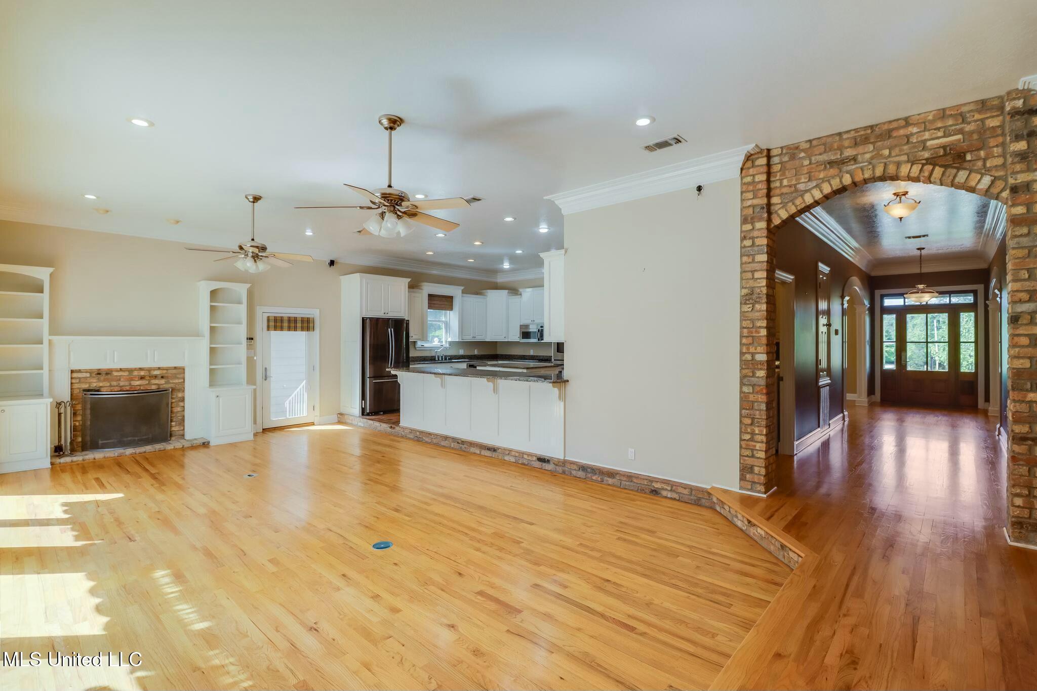 10021 Woodlands Drive, Biloxi, Mississippi image 16