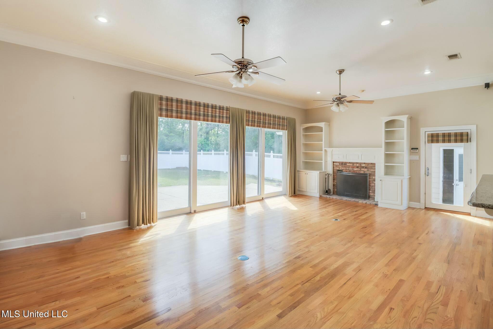 10021 Woodlands Drive, Biloxi, Mississippi image 17