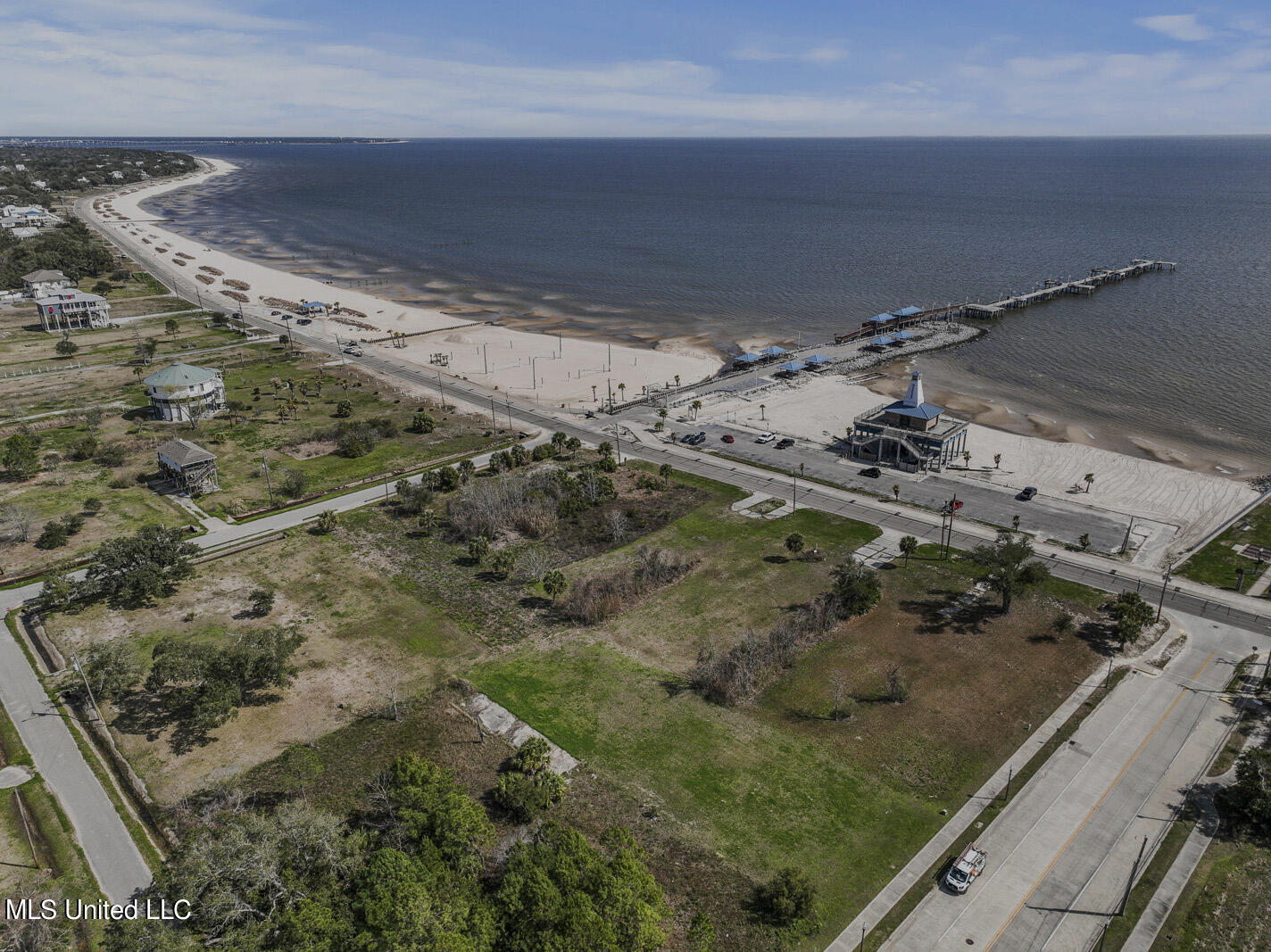 117 N Beach Boulevard, Waveland, Mississippi image 3