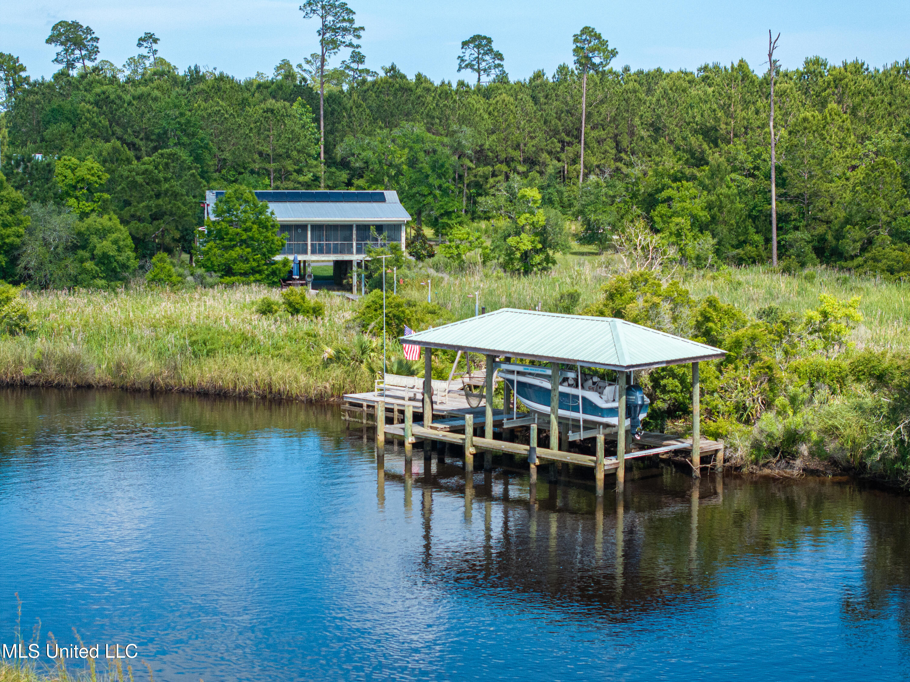 11001 N Shore Drive, Bay Saint Louis, Mississippi image 20
