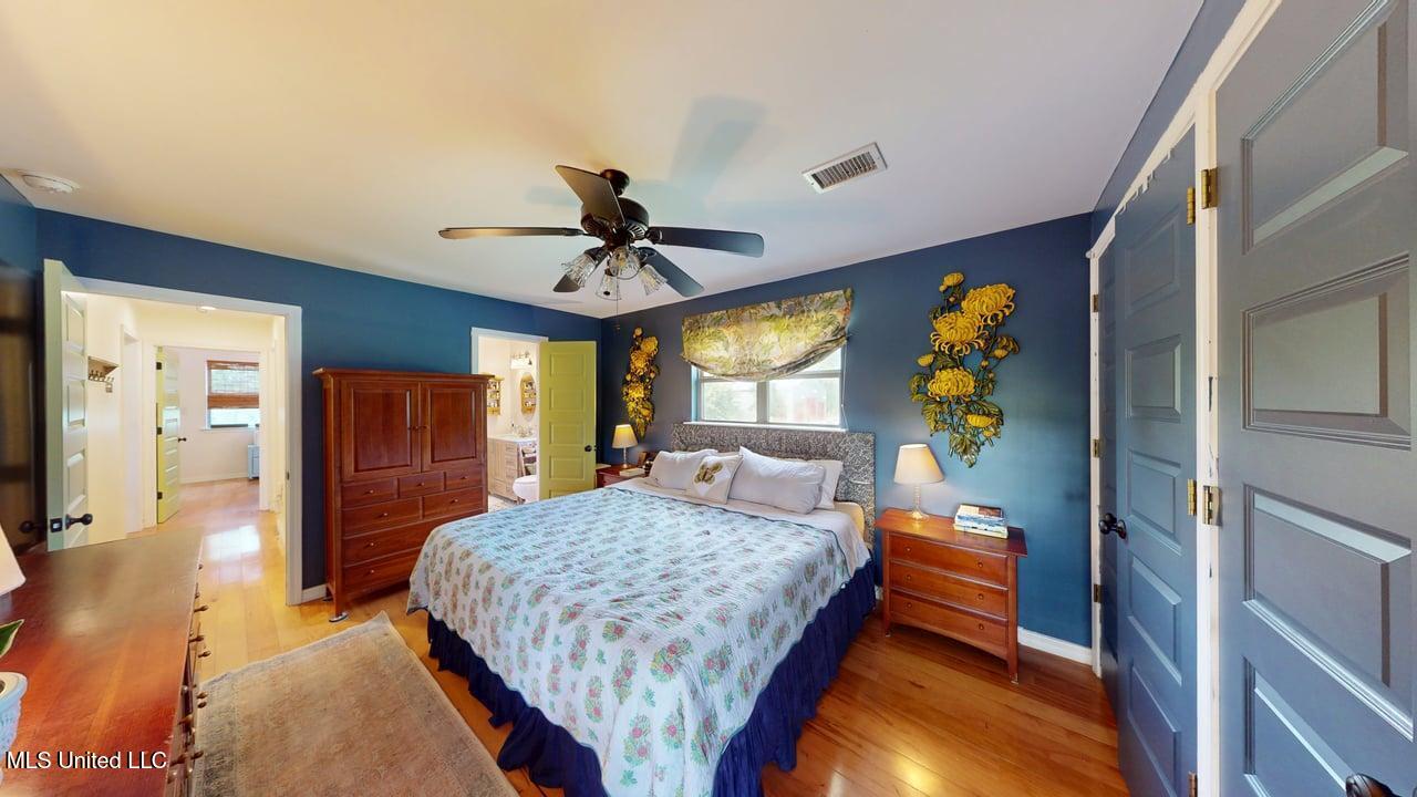 11001 N Shore Drive, Bay Saint Louis, Mississippi image 12