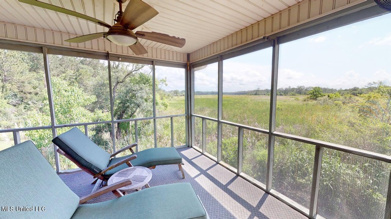 11001 N Shore Drive, Bay Saint Louis, Mississippi image 4