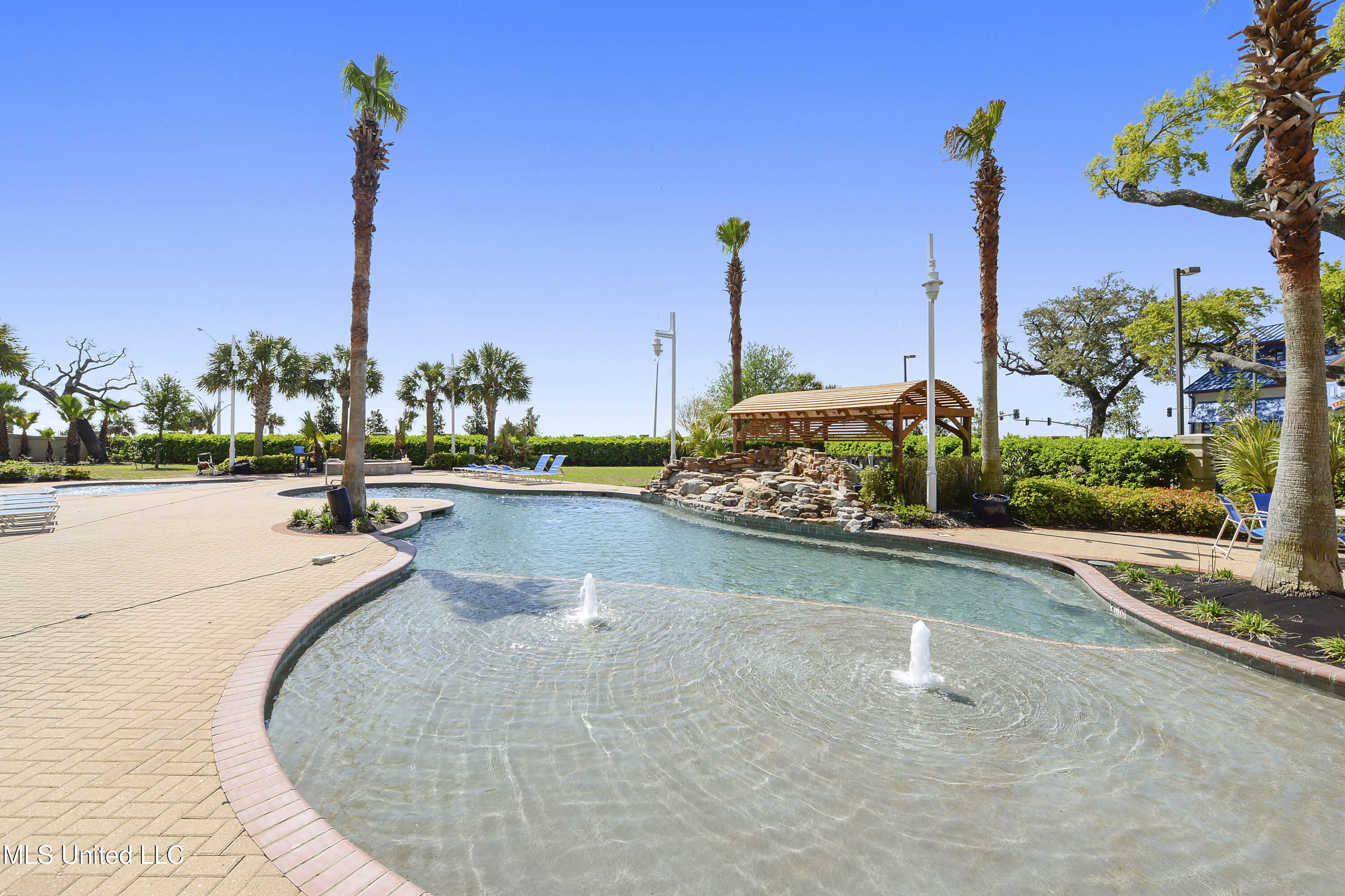 2668 Beach Boulevard #304, Biloxi, Mississippi image 38