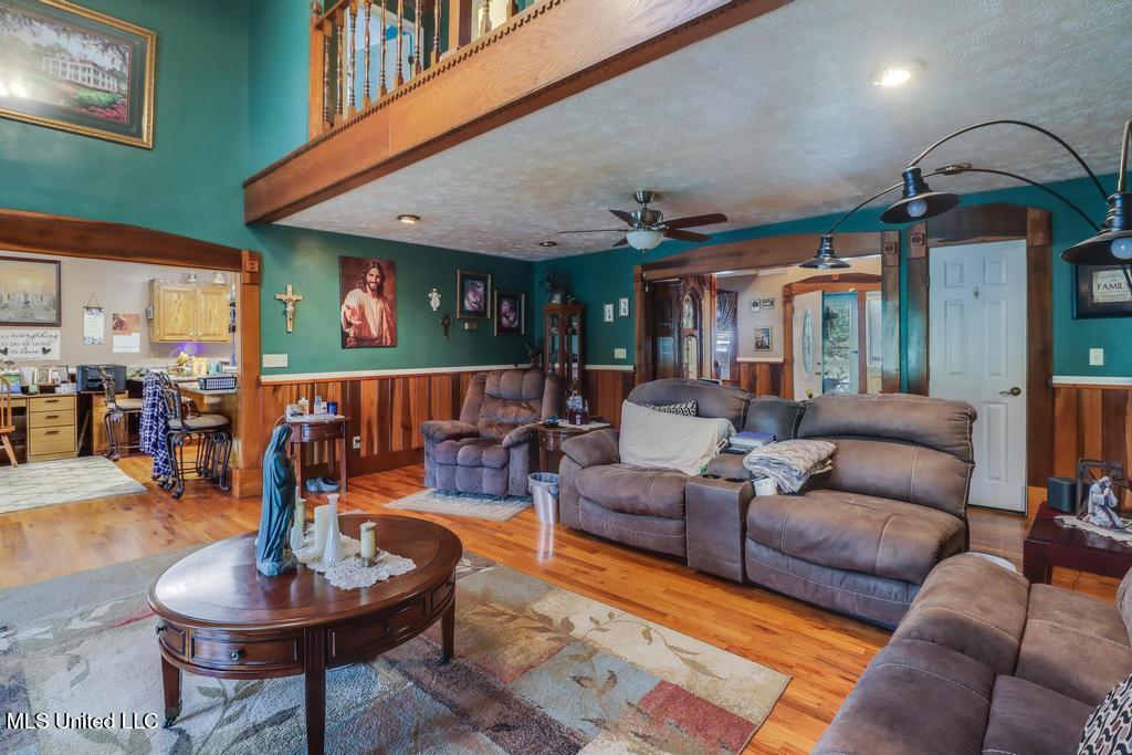 6048 Wendell Ladner Road, Perkinston, Mississippi image 8