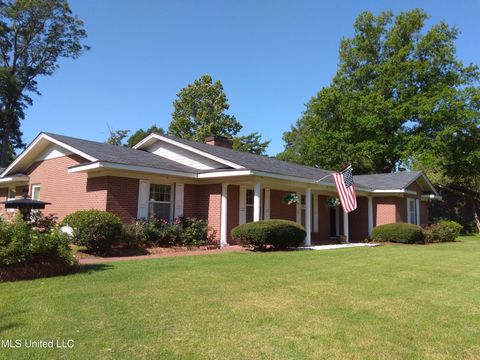 Homes For Sale - 6 Morningside Drive<br/> Sunflower County, Indianola, MS 38751