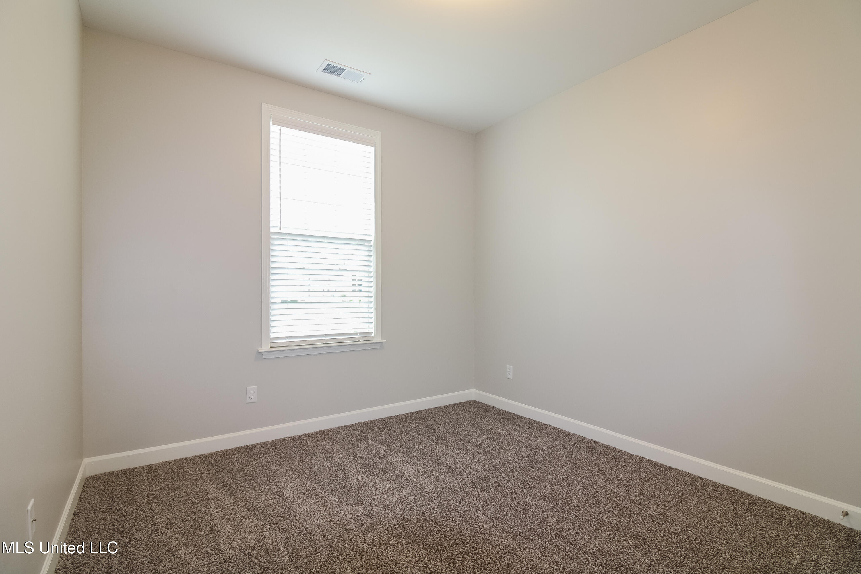 9308 S Lakeside Circle, Walls, Mississippi image 17