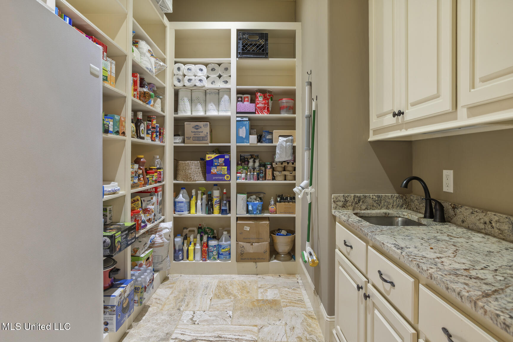 430 Johnstone Drive, Madison, Mississippi image 30