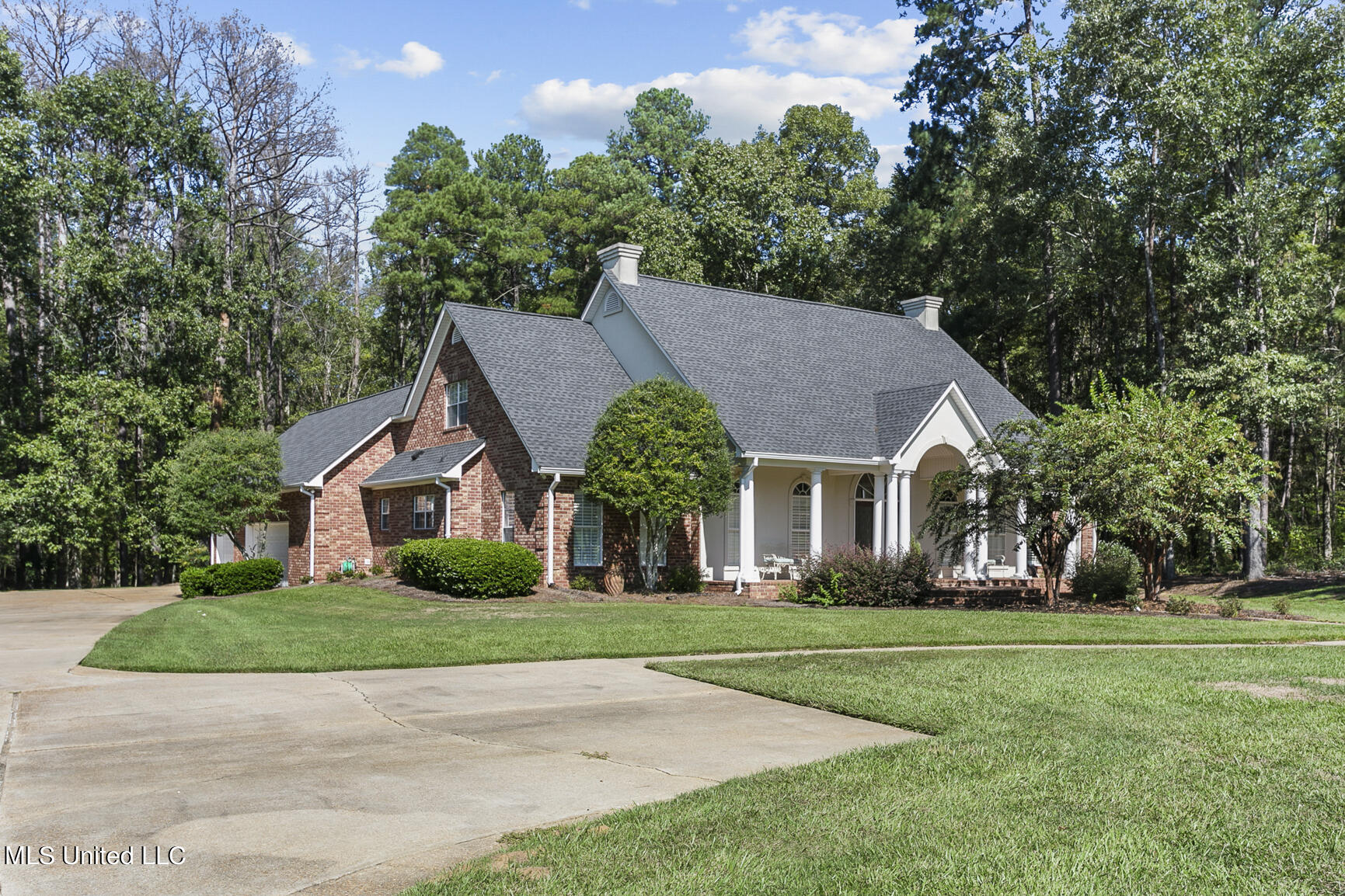 109 Countryside Drive, Brandon, Mississippi image 2