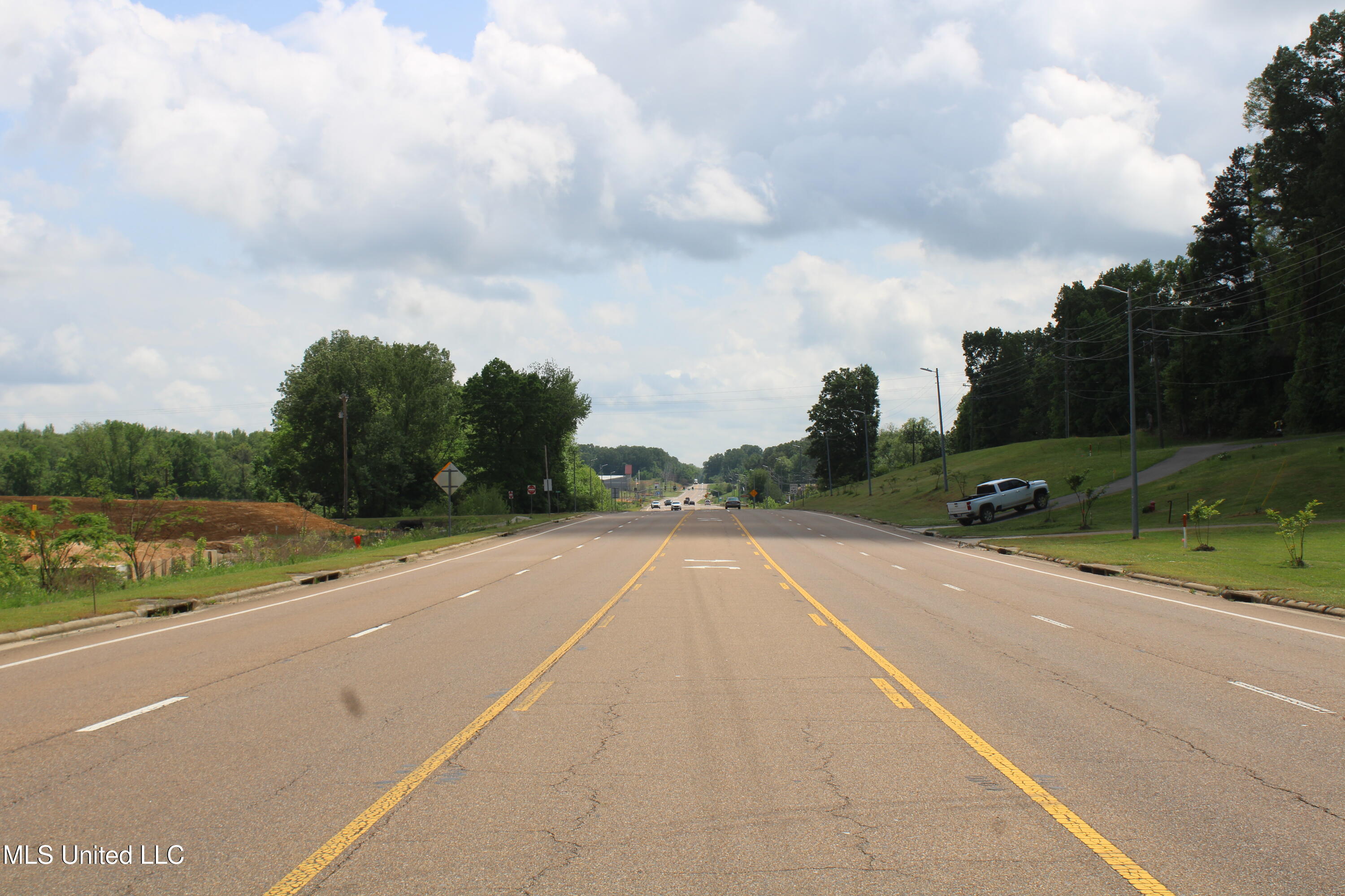 5427 N Highway 305, Olive Branch, Mississippi image 17