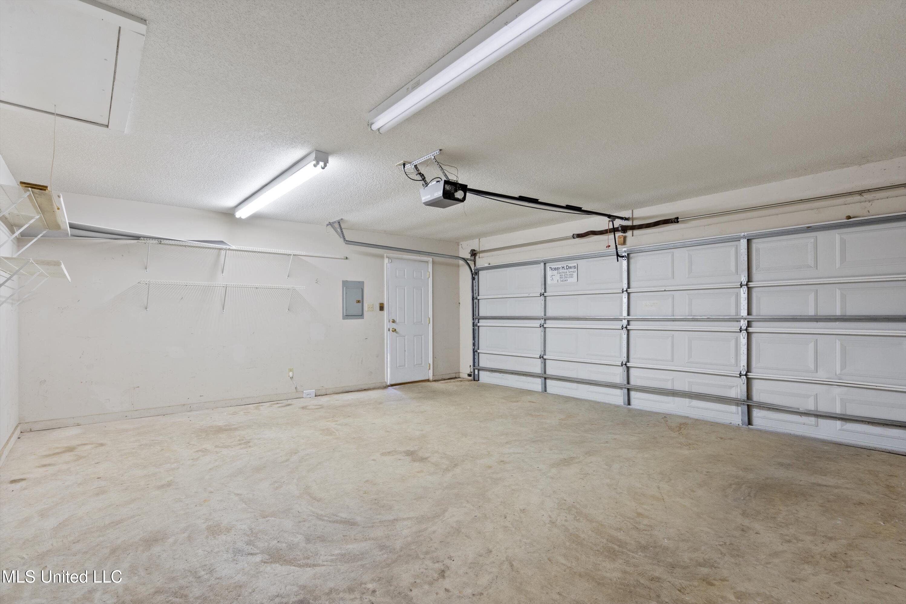 6375 Darren Drive, Olive Branch, Mississippi image 47