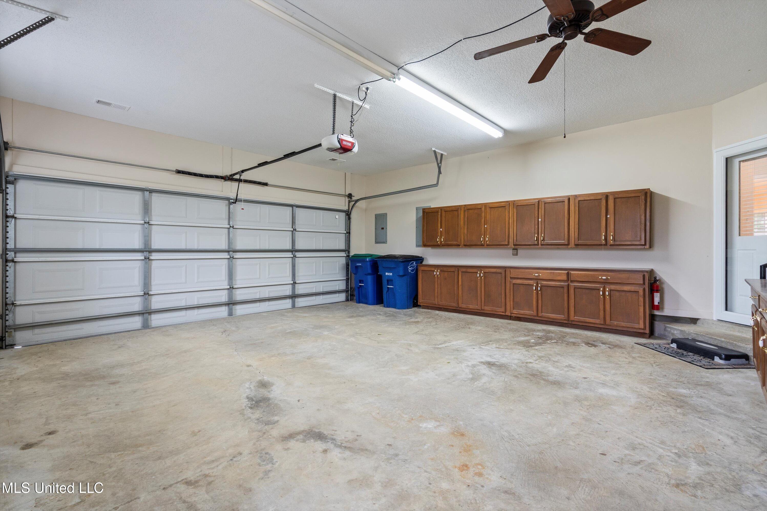 6375 Darren Drive, Olive Branch, Mississippi image 45