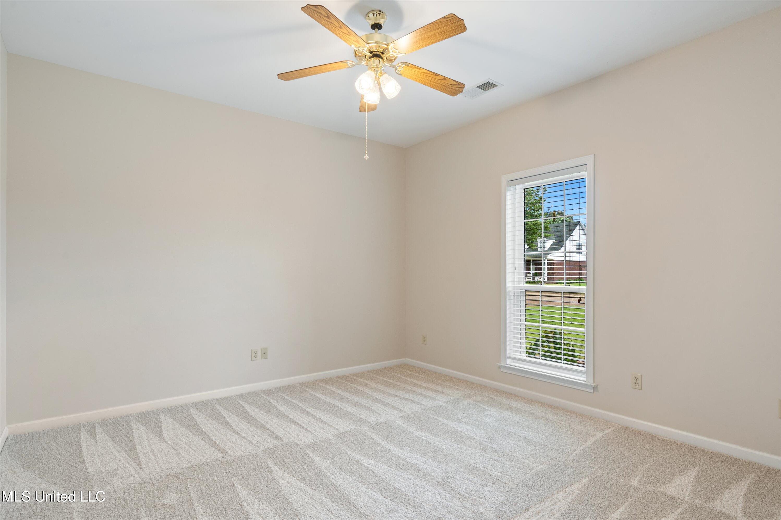 6375 Darren Drive, Olive Branch, Mississippi image 34