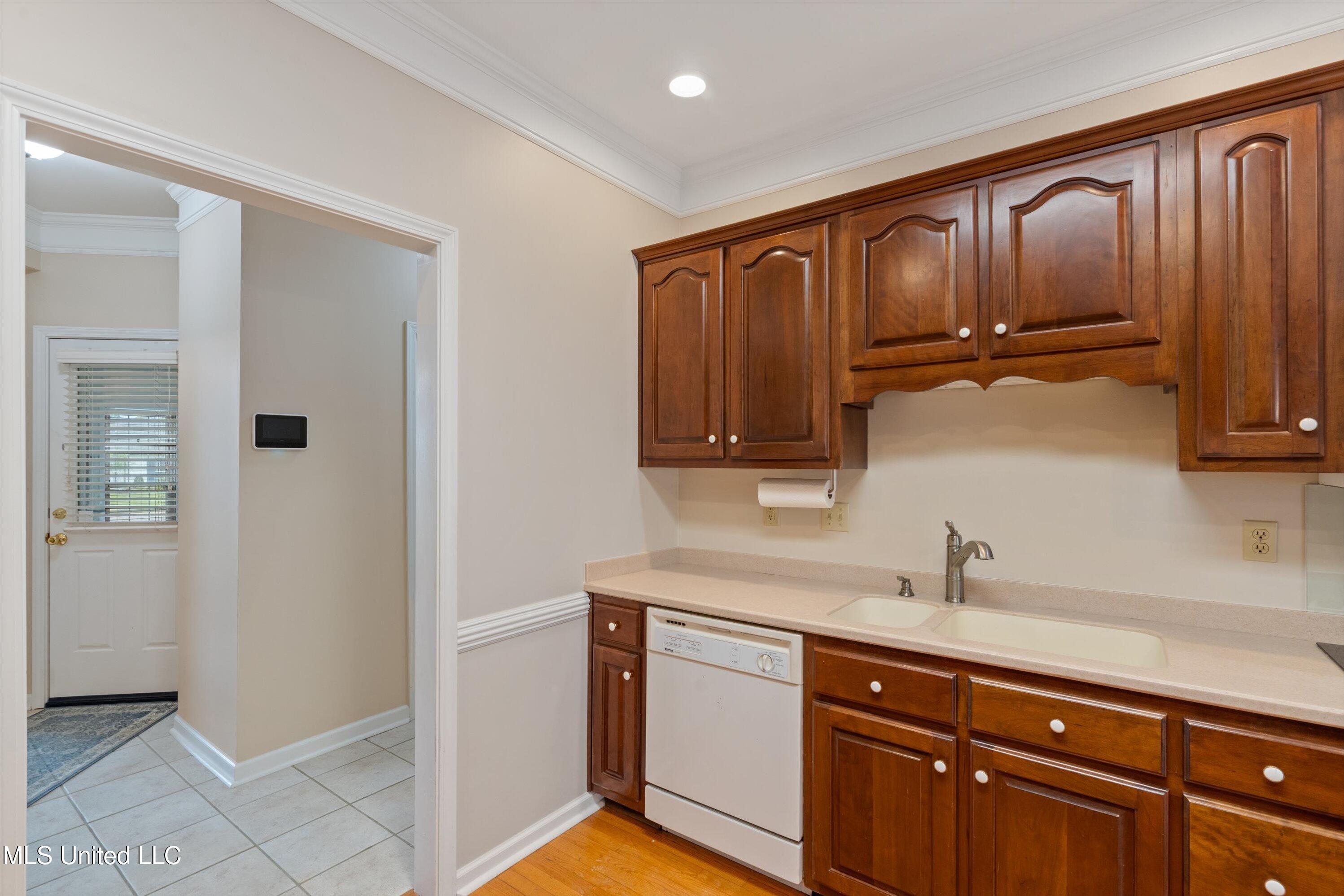 6375 Darren Drive, Olive Branch, Mississippi image 22