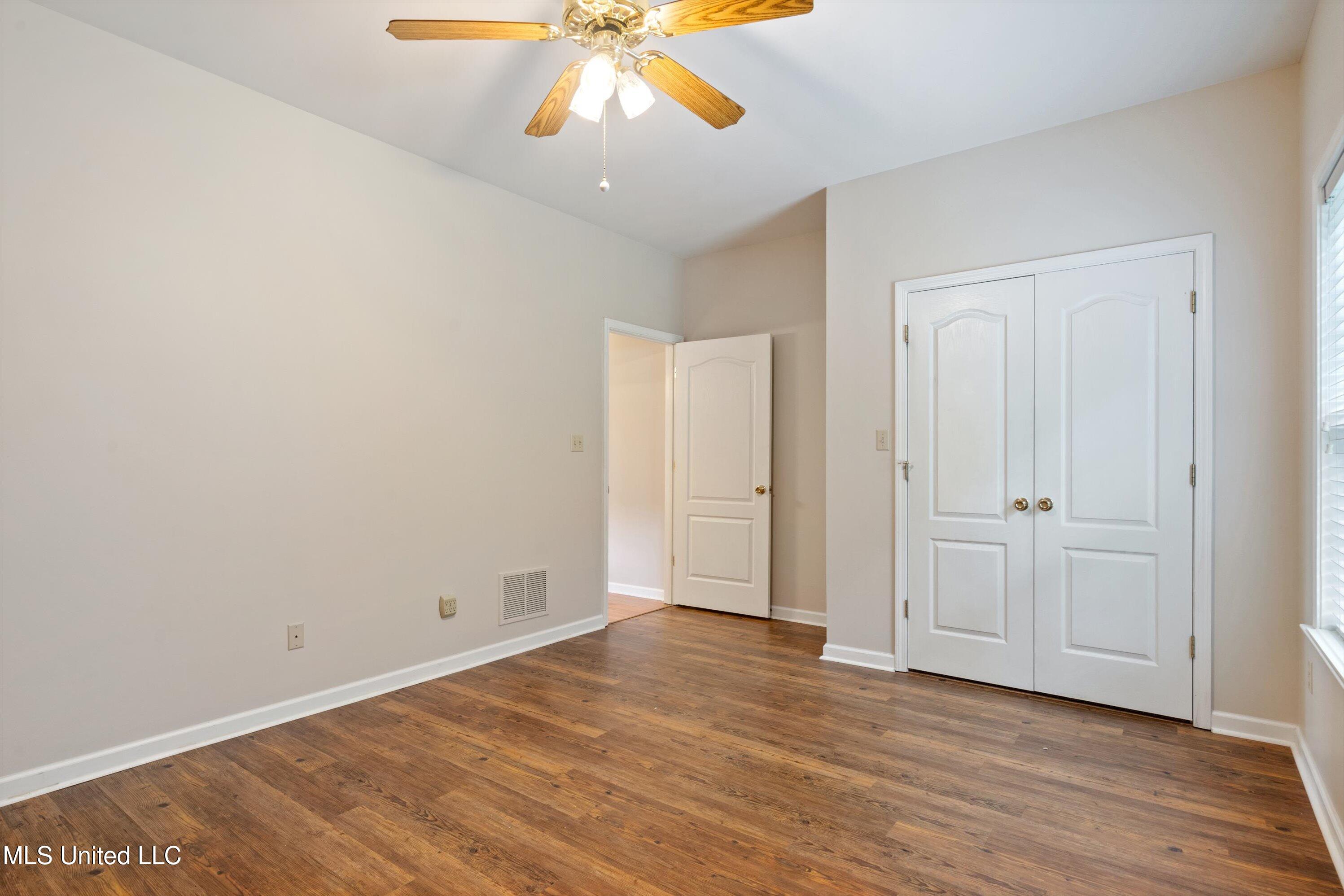 6375 Darren Drive, Olive Branch, Mississippi image 38