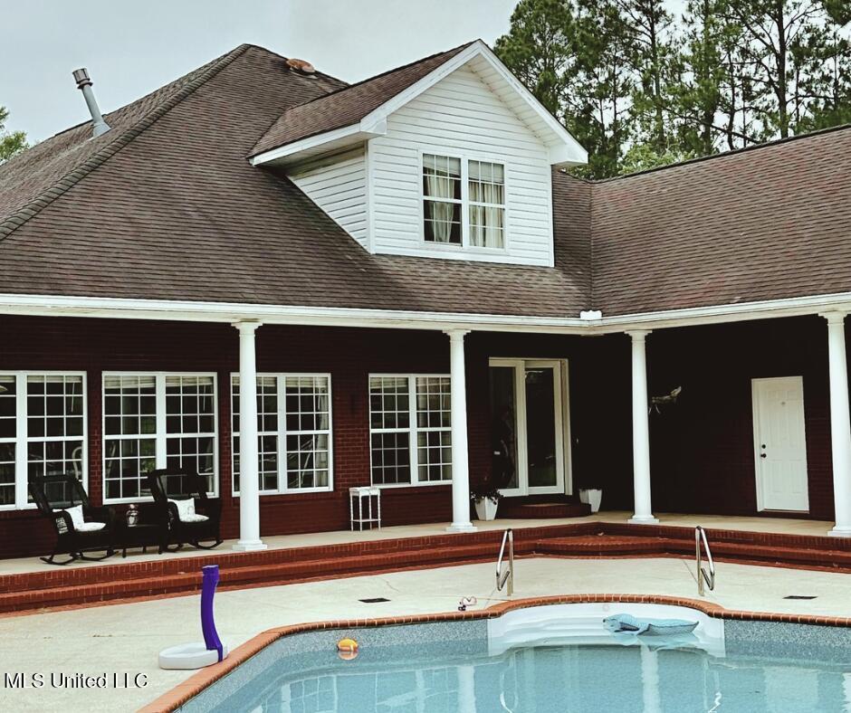 17500 Goff Farm Road, Moss Point, Mississippi image 1
