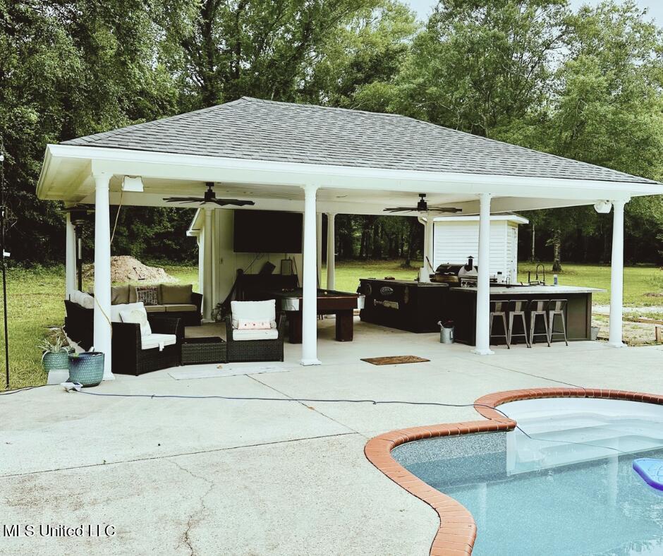 17500 Goff Farm Road, Moss Point, Mississippi image 5